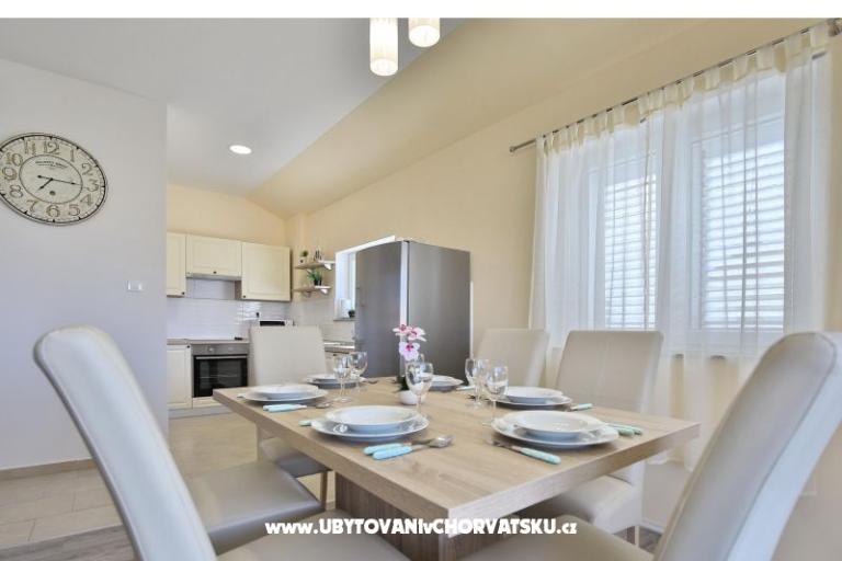 Apartments Mica – photo 12