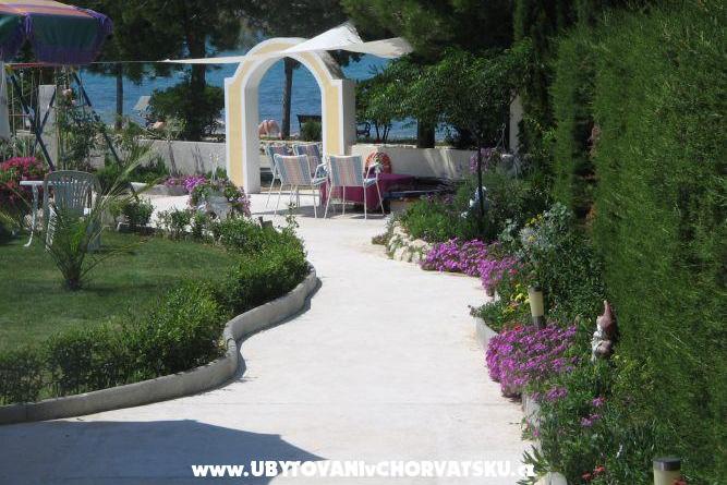 Apartments Kerovec – photo 8