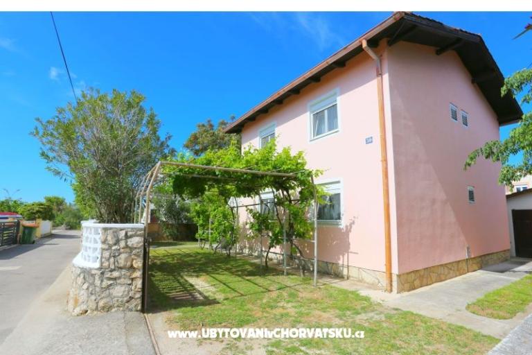 Melia Nin – photo 7