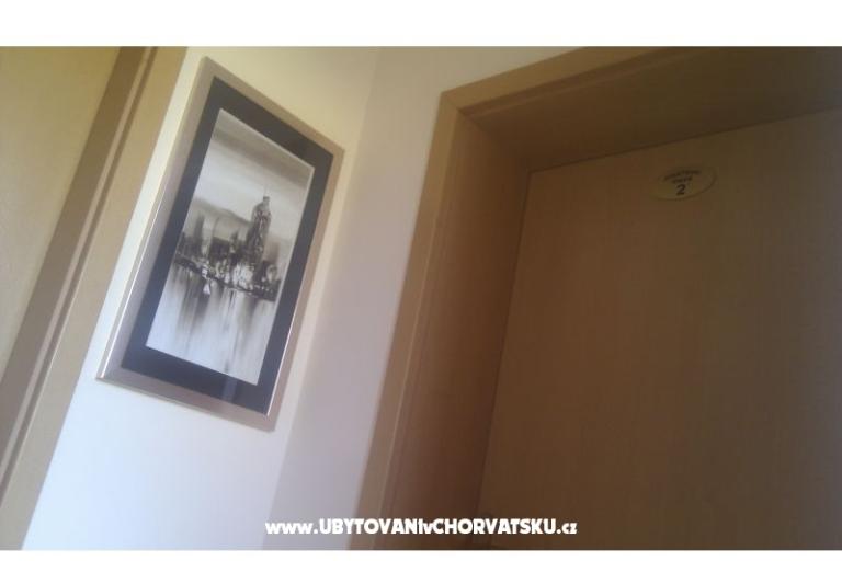 Oasis Apartments – photo 10