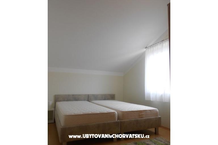 Oasis Apartments – photo 11