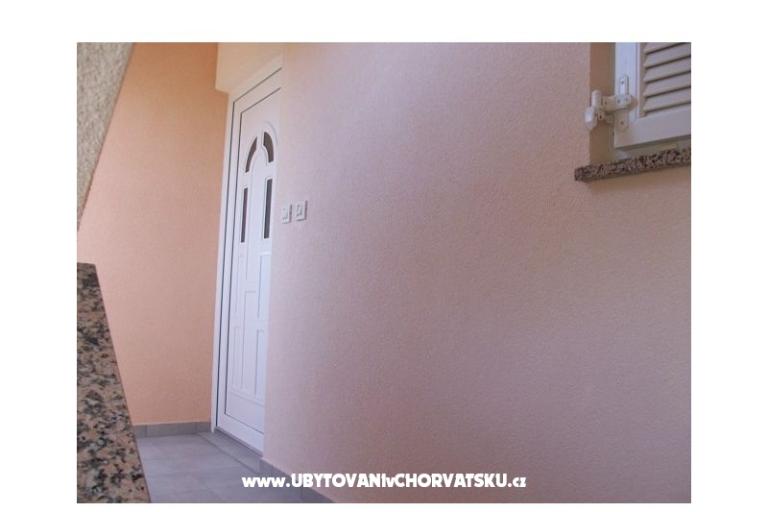 Oasis Apartments – photo 3