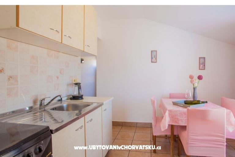 Apartments Komešić – photo 17