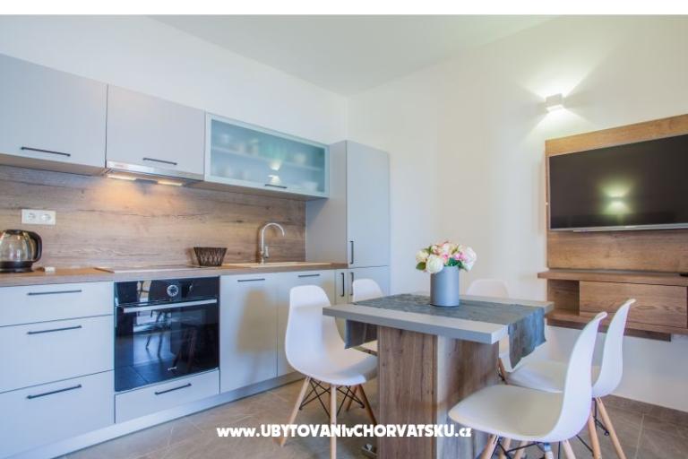 Apartments Komešić – photo 6