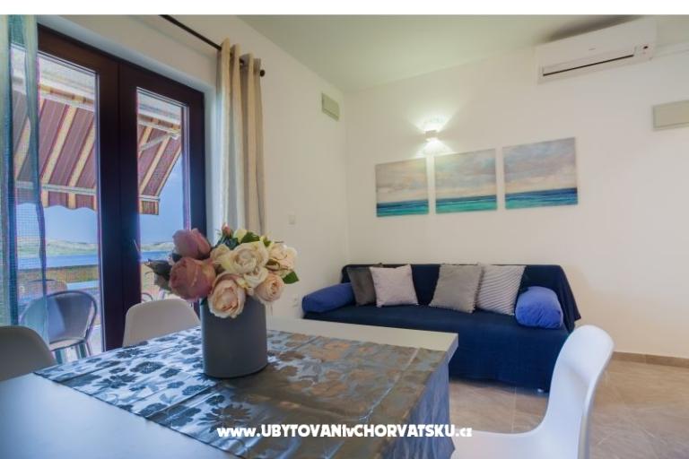 Apartments Komešić – photo 7