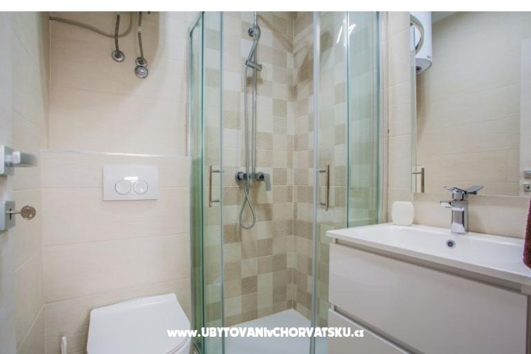 Apartments Komešić – photo 8