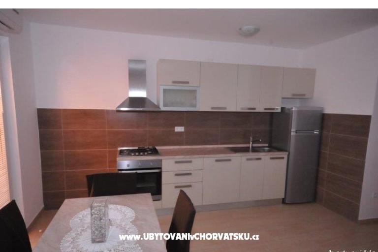 Apartments Jela – photo 10