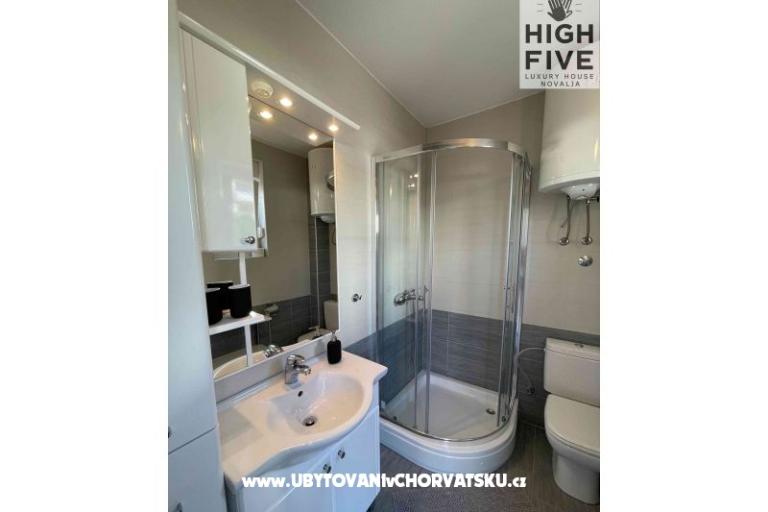 High Five Luxury House Novalja – photo 16