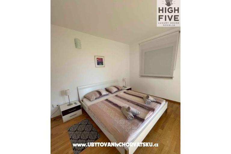 High Five Luxury House Novalja – photo 17
