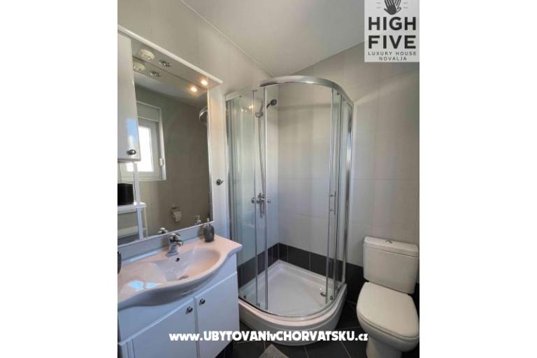 High Five Luxury House Novalja – photo 22