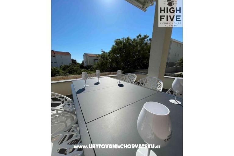High Five Luxury House Novalja – photo 9