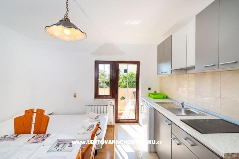 Villa Omra Apartments – photo 3