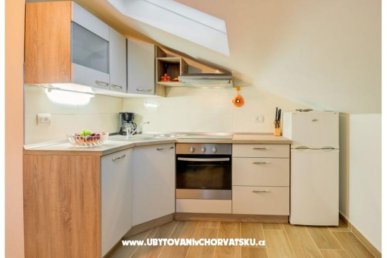 Apartments Mirjana – photo 16