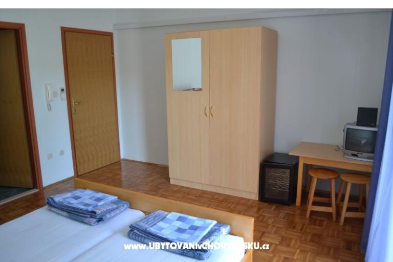 Apartments Martin – photo 13