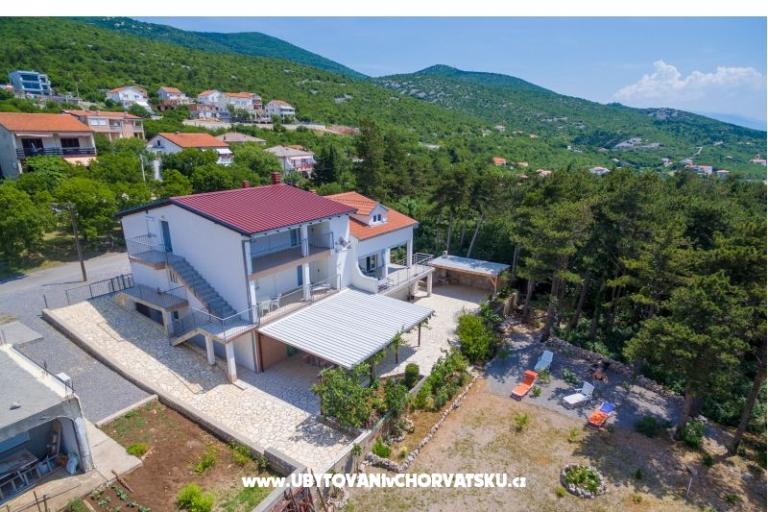 Pine apartment Klenovica – photo 2