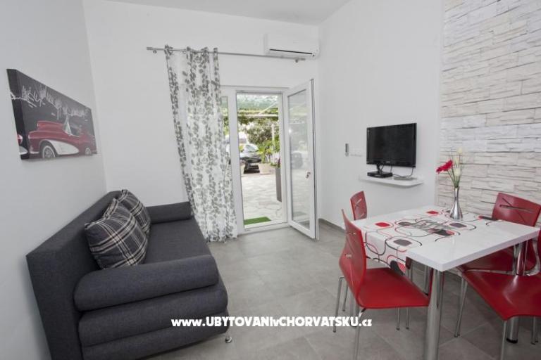 Apartments Ćurić – photo 16