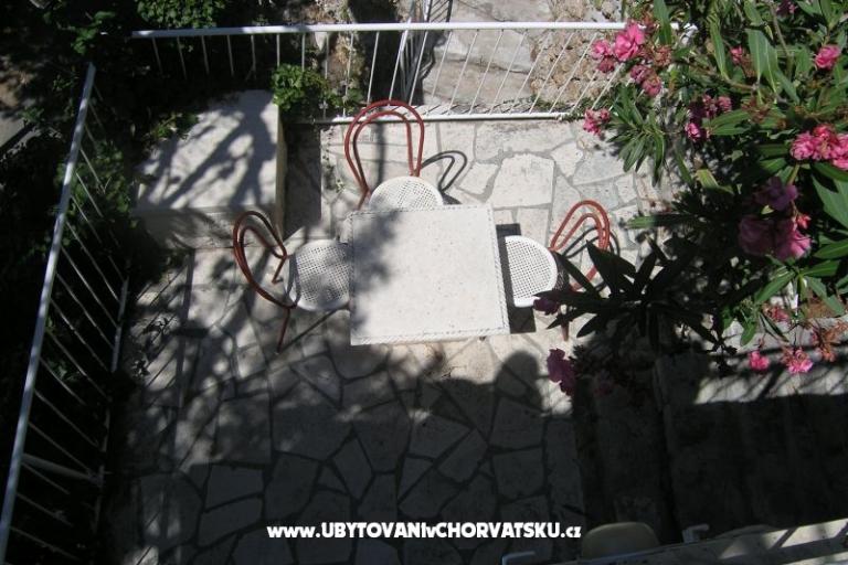 Apartments Darka on the beach – photo 7