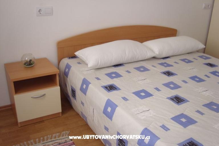 Apartments Gale Omis – photo 8