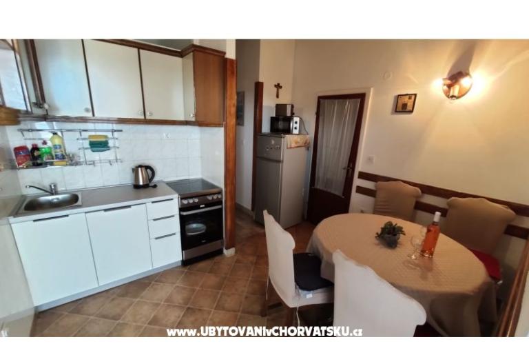 Apartments Leonarda – photo 14