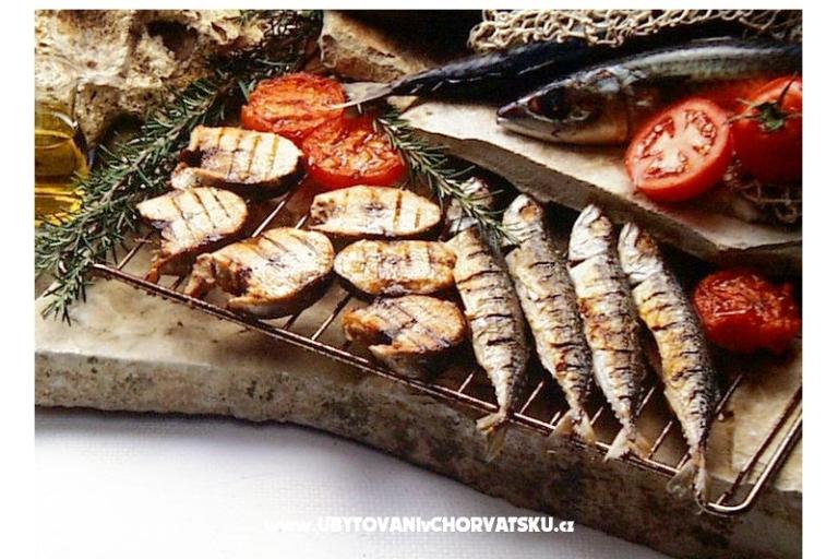 Apartments Linda – photo 17