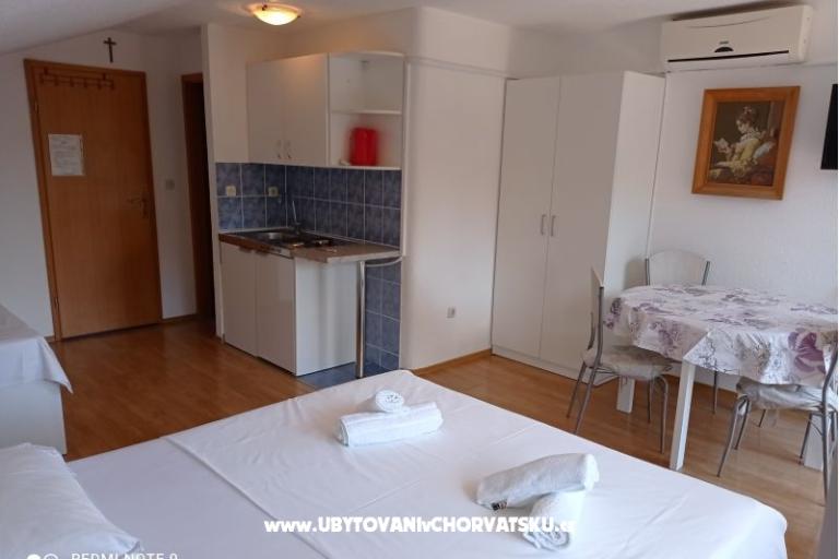 Apartments Mihovil – photo 12