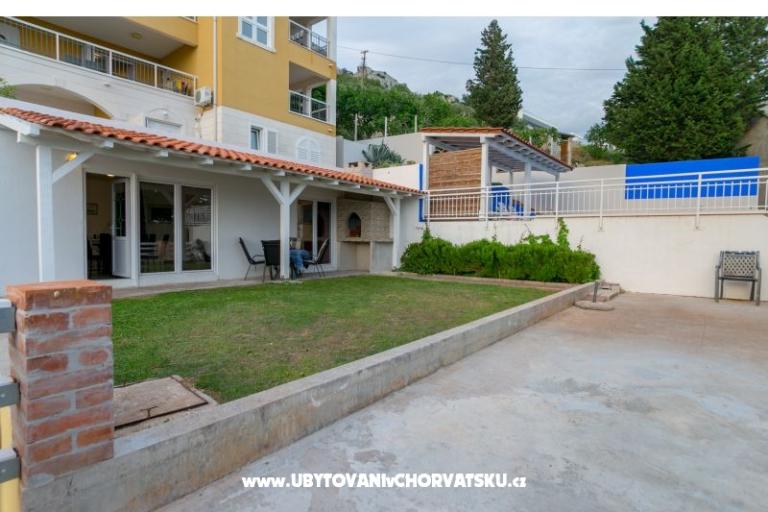 Apartment Dodo with pool – photo 12