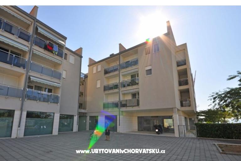 Luxury Family Apartment IRA – photo 12