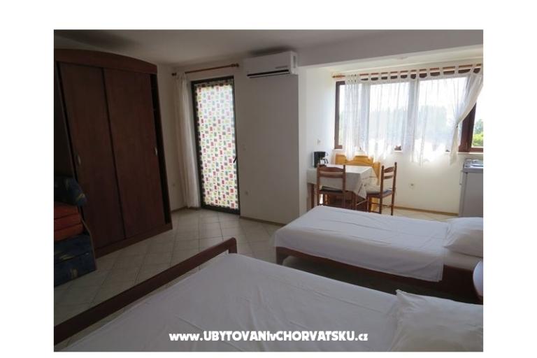 Apartments Galic – photo 12