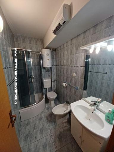 Apartments Vukasović – photo 11