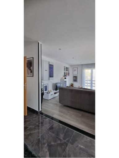 Apartments Mladen Duće – photo 8