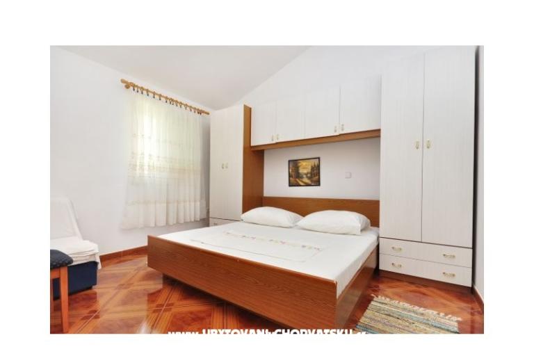 Apartments Tade – photo 3