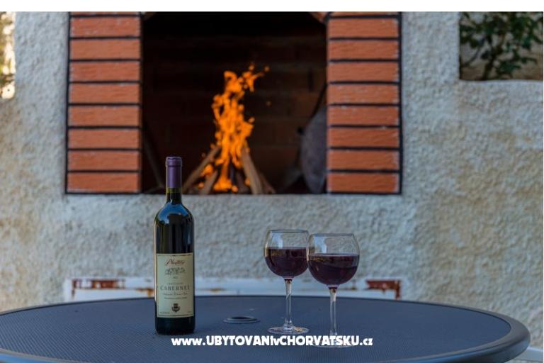 Apartments Tafra – photo 9