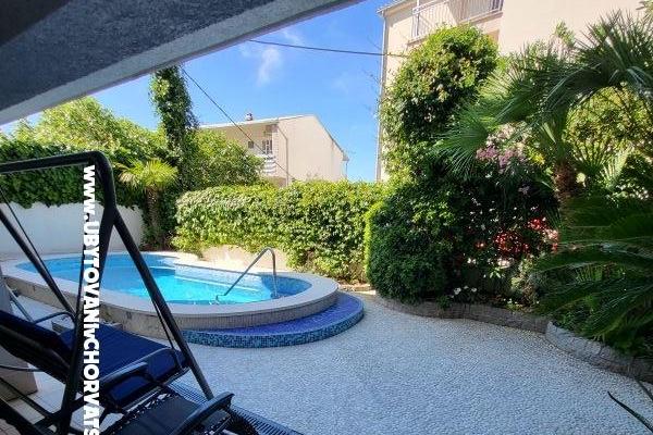 Dizma Wellness Apartments – photo 22