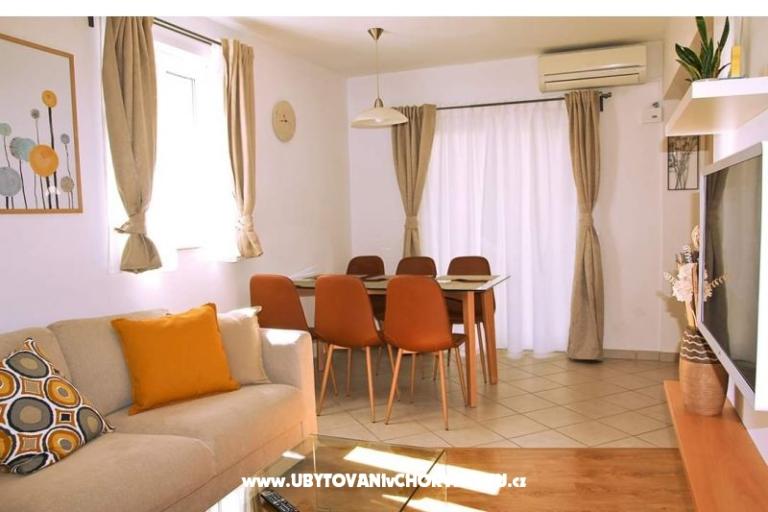 Main Square Apartment – photo 10