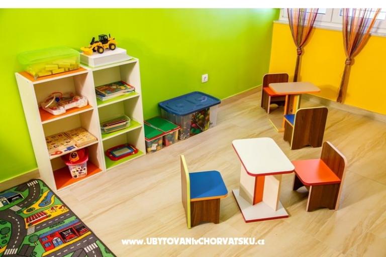 Nemira Sunny Apartments – photo 11