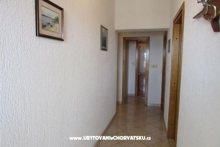 Petar apartmani Omis – photo 11