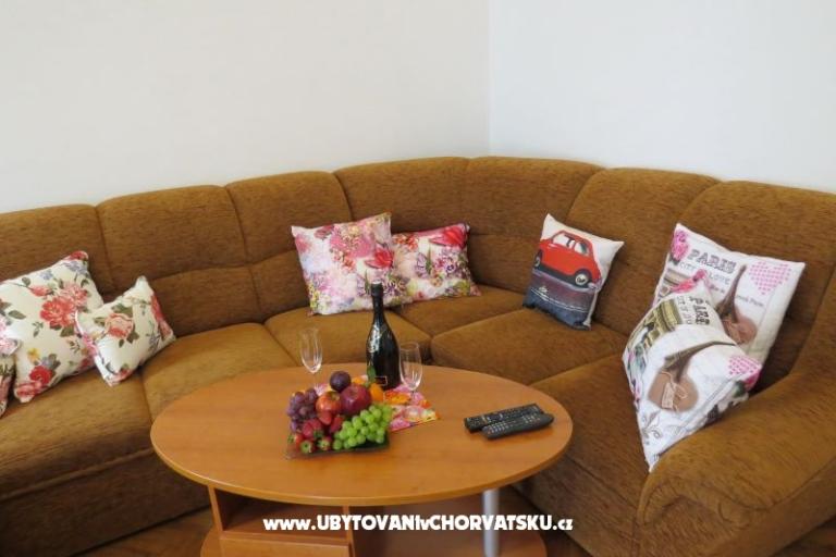 Apartment Kamelija – photo 10