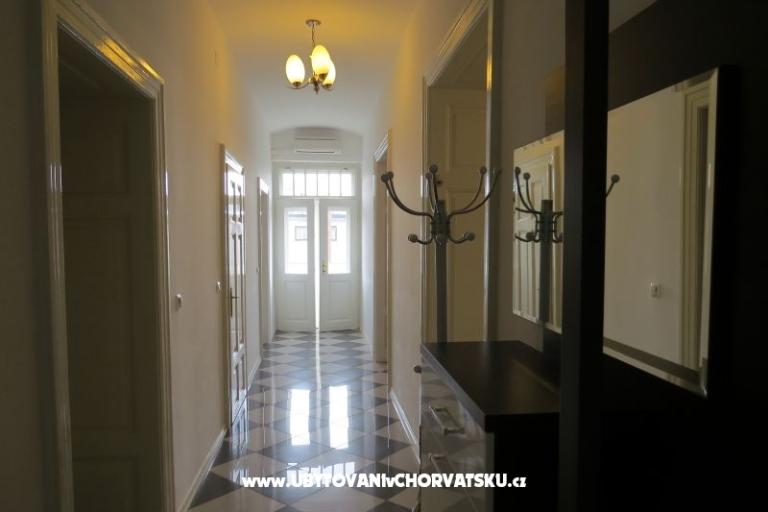 Apartment Kamelija – photo 8