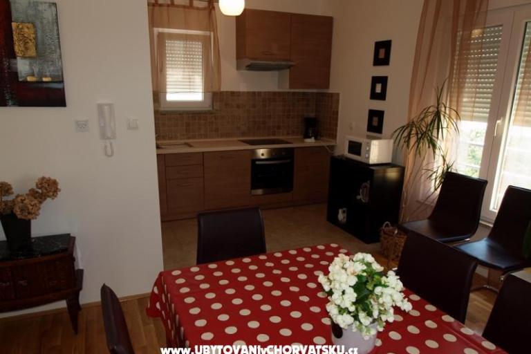 Apartments Jakov – photo 5