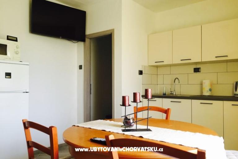 Apartment G – photo 4
