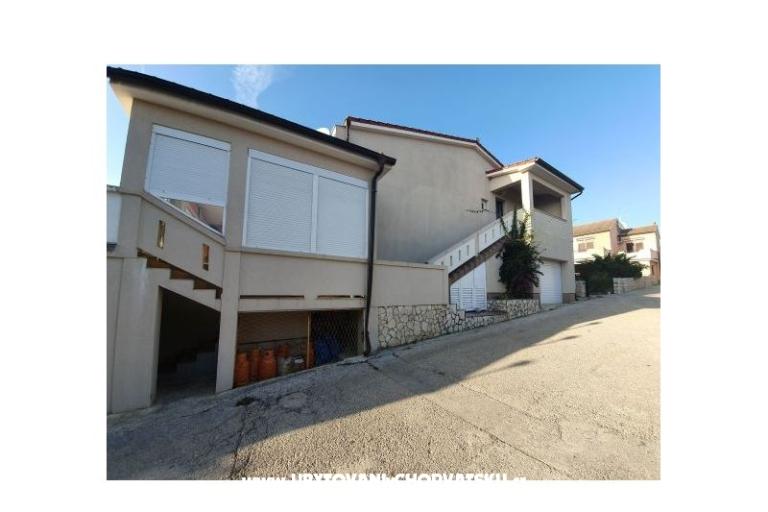 Apartment Silvia – photo 2