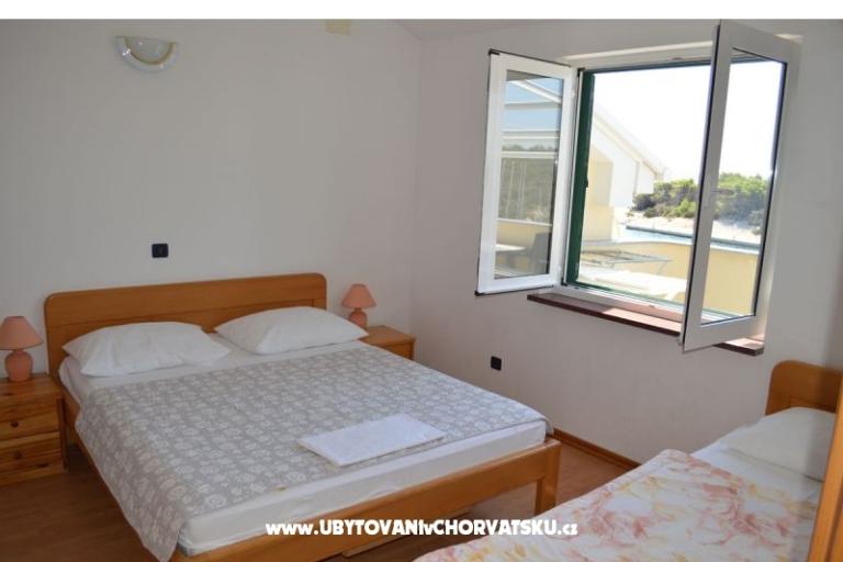 Apartments Lovro Pag – photo 18