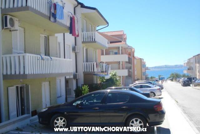 Apartment Povljana – photo 2
