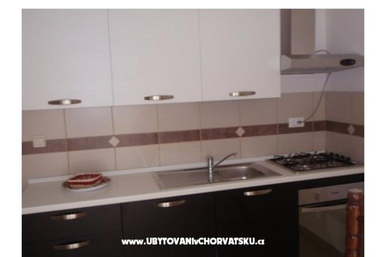 Apartment Silvia – photo 11