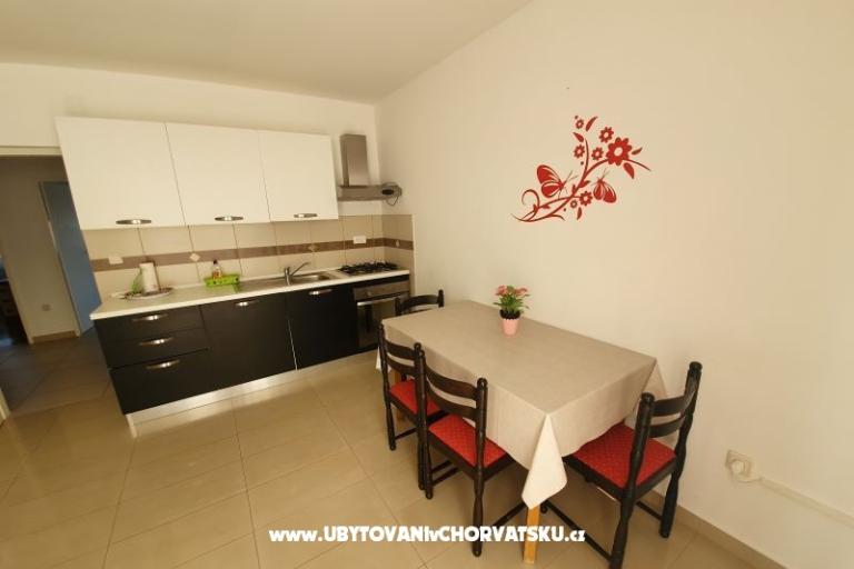 Apartment Silvia – photo 13