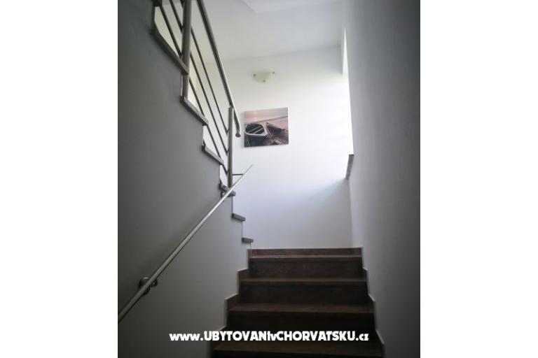 Apartments Elenor – photo 7