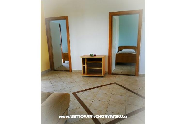Apartments Elenor – photo 8