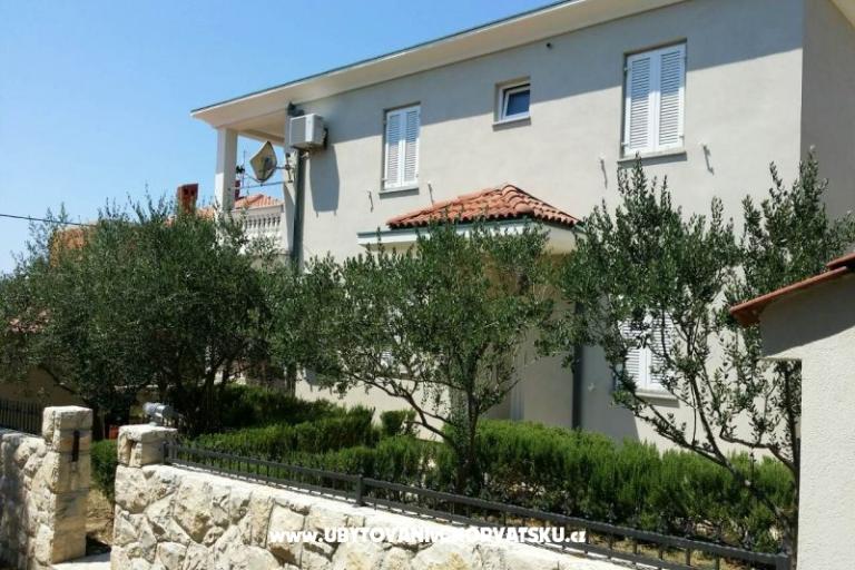 Apartments Karmen – photo 11