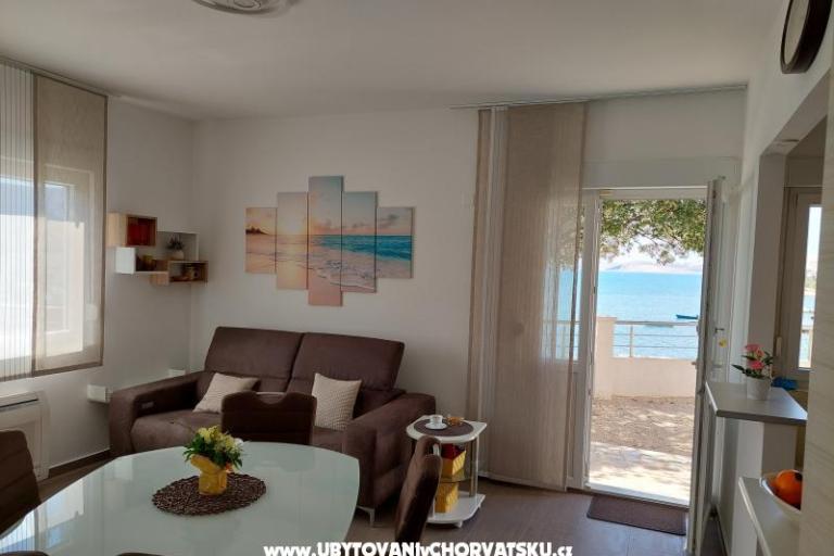 Apartments na moru – photo 7