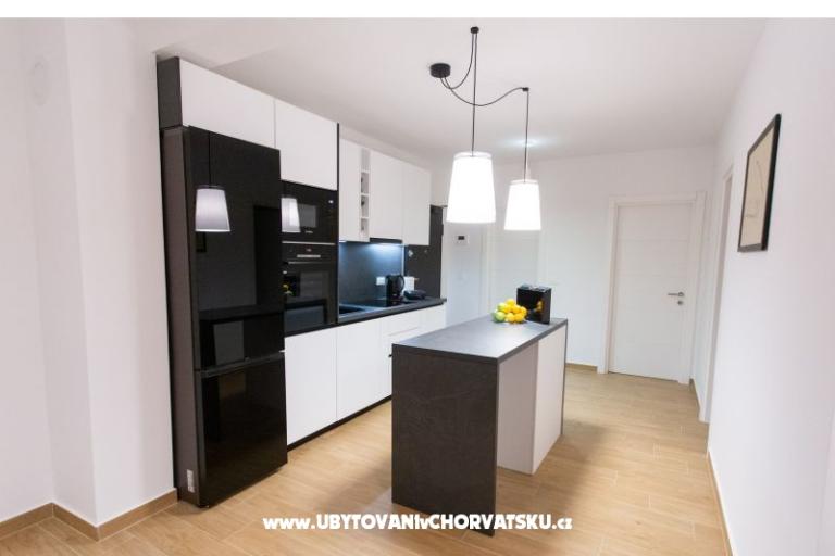 Luxury Apartment Iva – photo 10